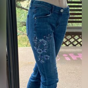 Vera Wang embroidered skinny mid-rise pants